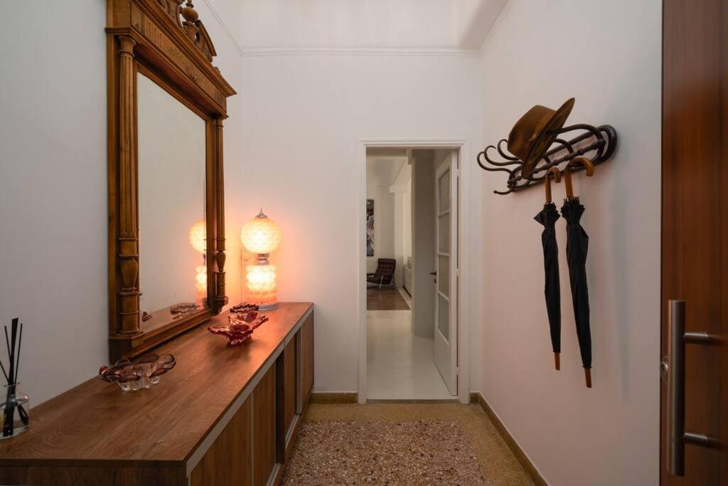 Ebullience - Stylish & Chic Athens Apartment Buitenkant foto