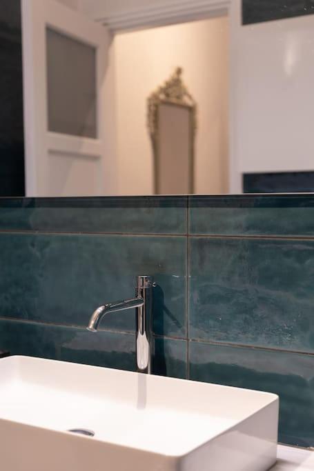 Ebullience - Stylish & Chic Athens Apartment Buitenkant foto